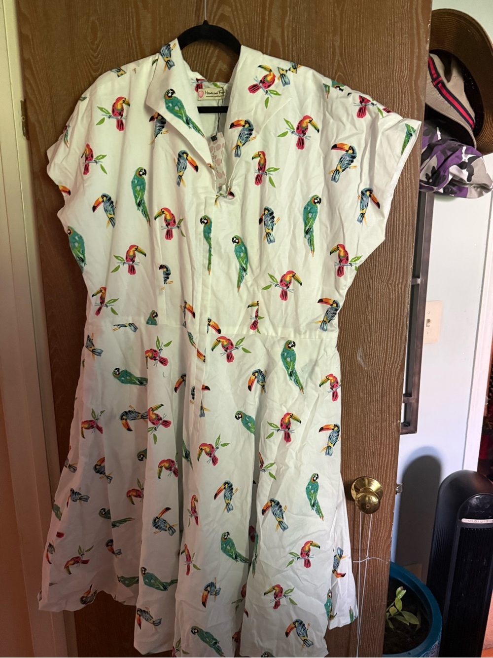 Casual White Parrot Print Shirt Dress - Unbranded